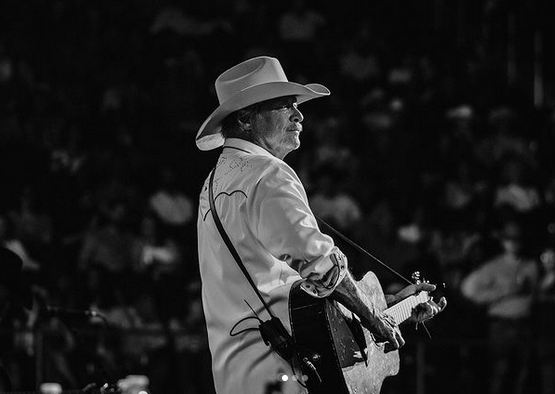 Alan Jackson is honored as Artist of a Lifetime at the CMT Artists of the Year Celebration